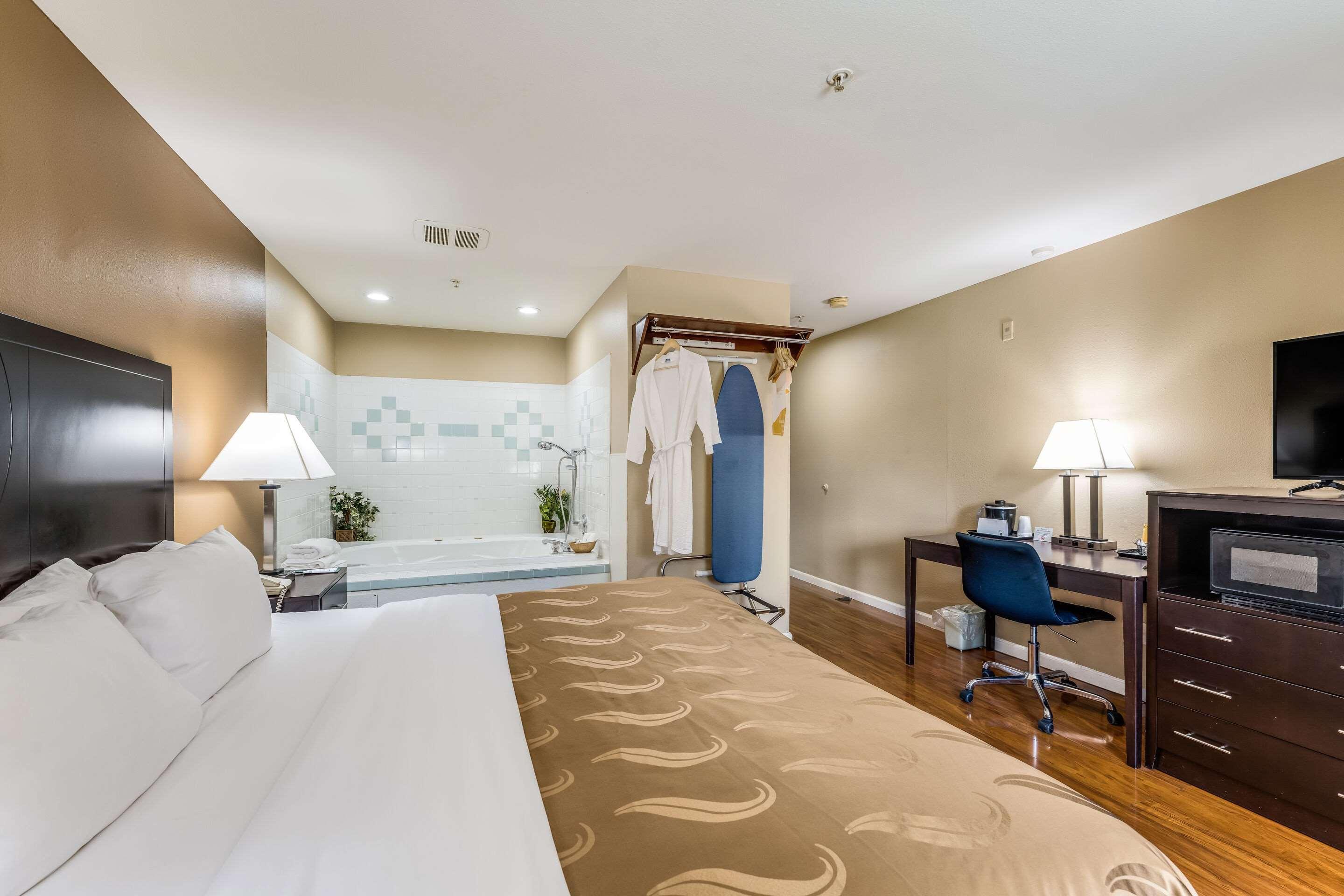 Quality Inn Cle Elum-Ellensburg エクステリア 写真