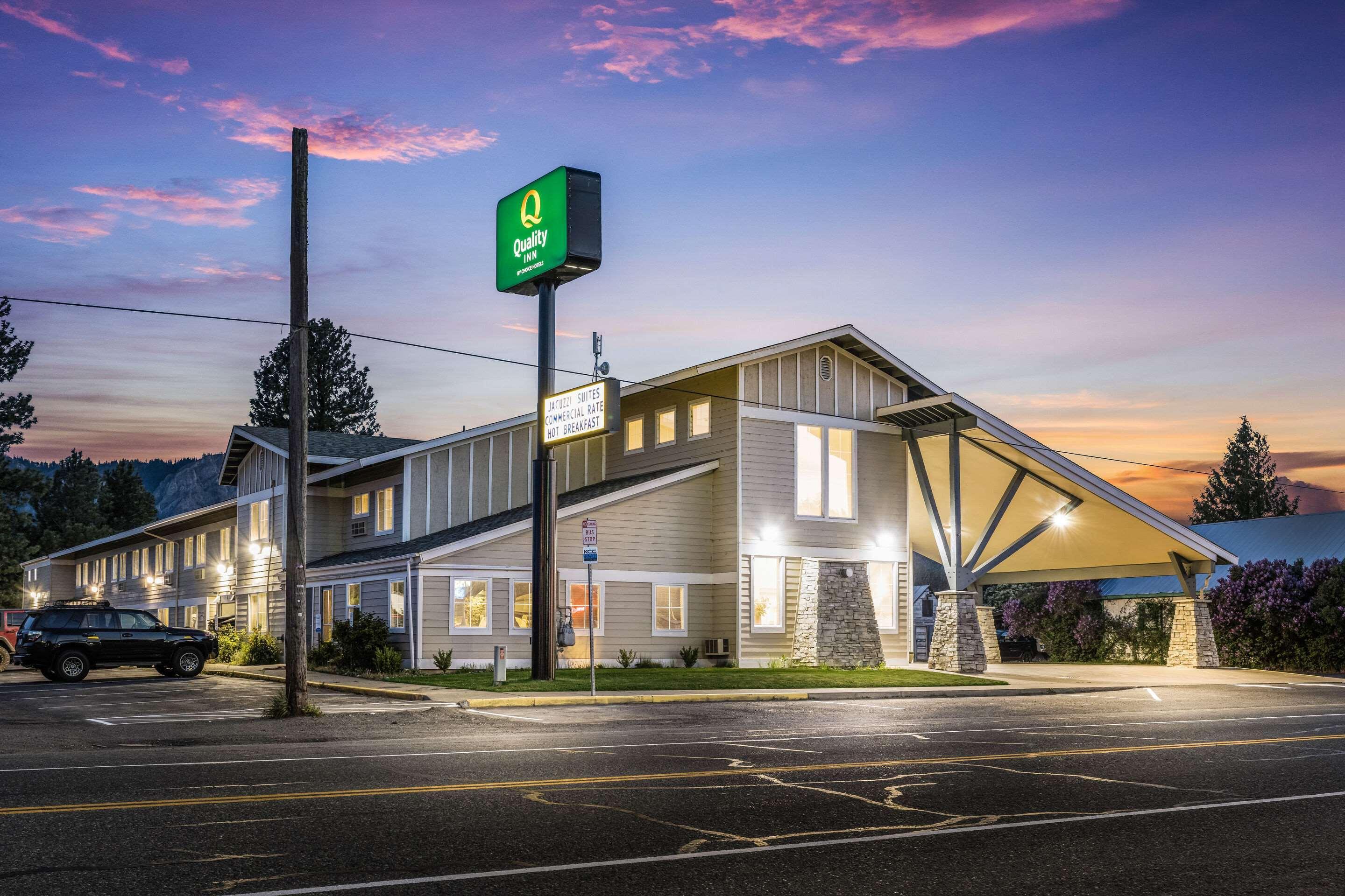 Quality Inn Cle Elum-Ellensburg エクステリア 写真