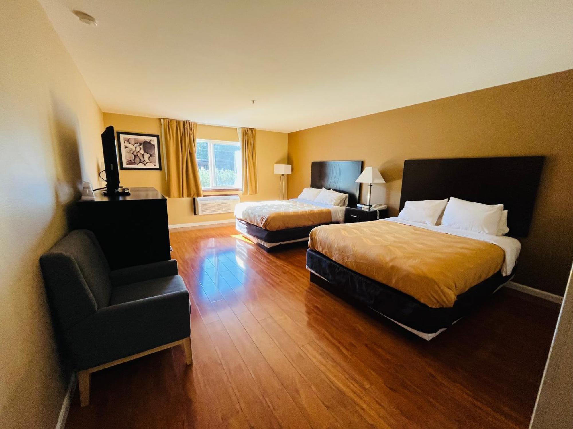 Quality Inn Cle Elum-Ellensburg エクステリア 写真